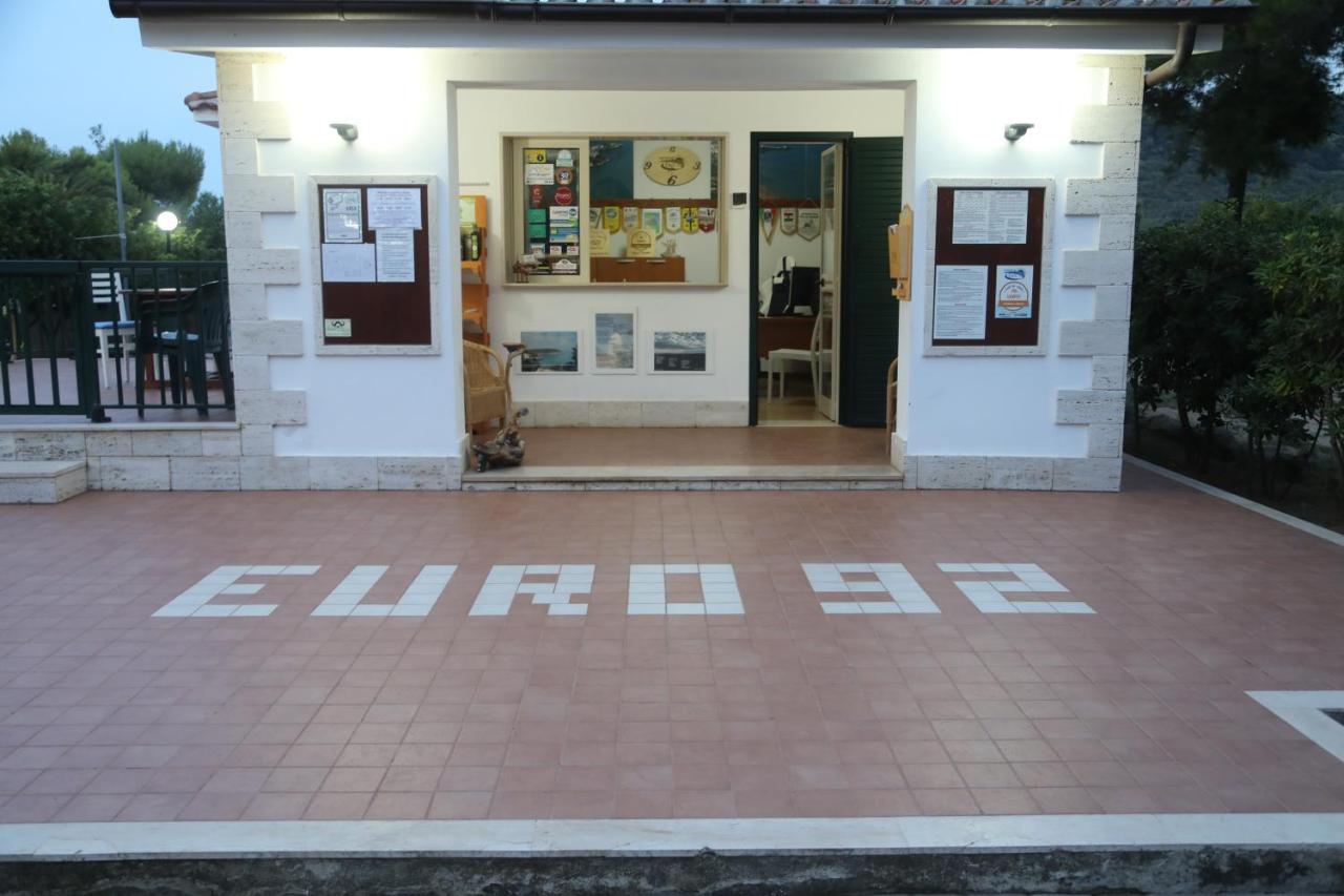 Appartamenti Euro'92 Vieste Kültér fotó
